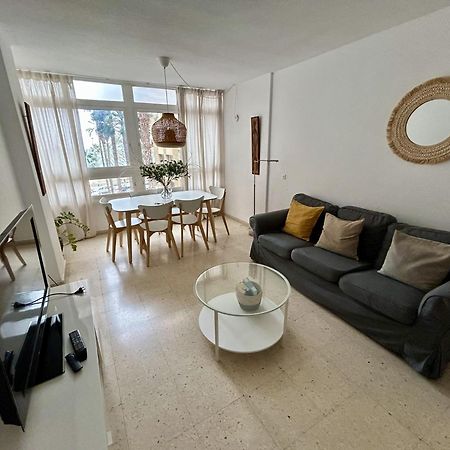Malagueta Sol Y Playa Apartment Malaga Bagian luar foto