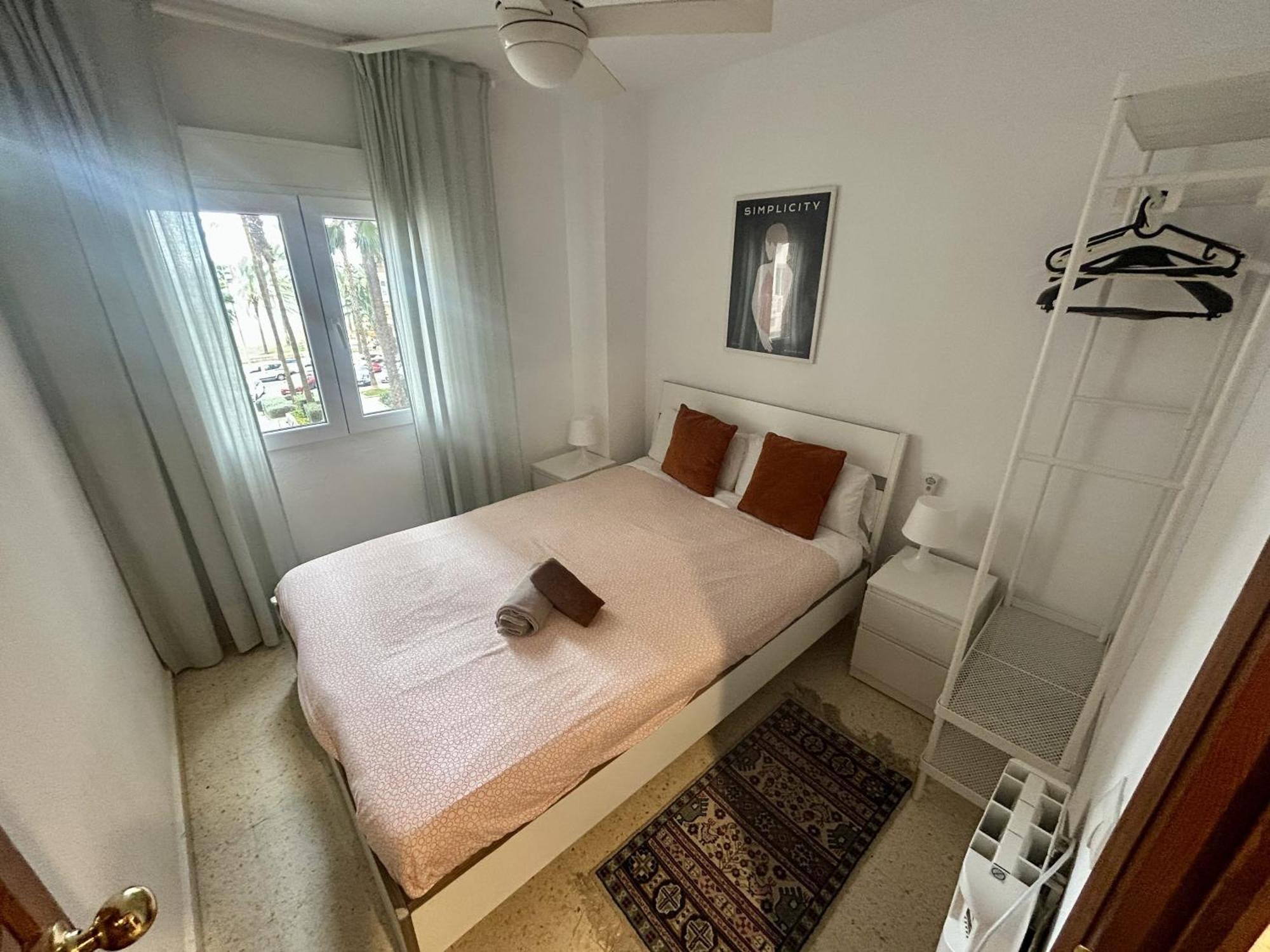 Malagueta Sol Y Playa Apartment Malaga Bagian luar foto